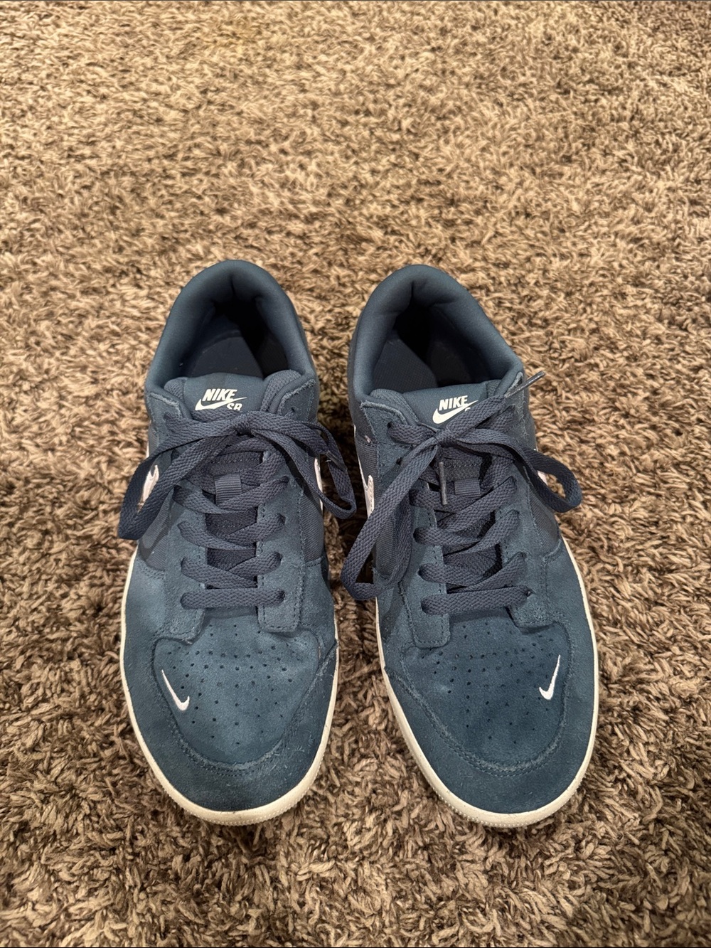 Nike Men’s sb force 58 dark Blue Suede Low-Top Sneakers